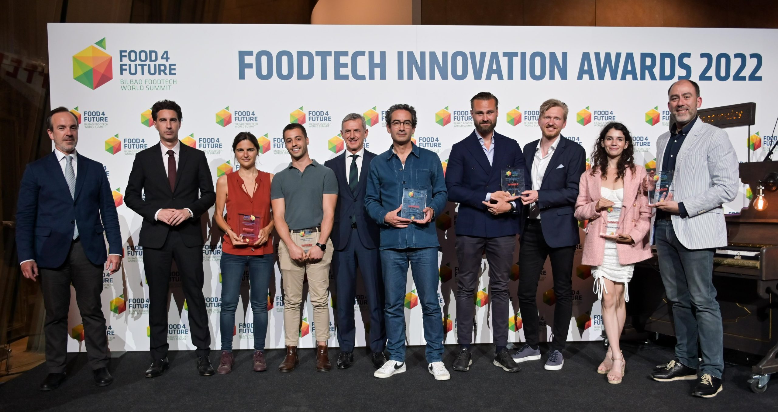 A robotic pizzeria, smart farming software and a solution to reduce single-use packaging: winners of the FoodTech Innovation Awards 2022