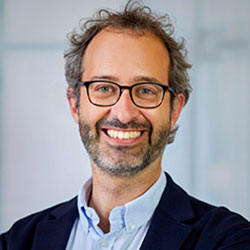 Javier González