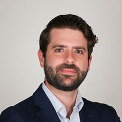 Adrián Piñole