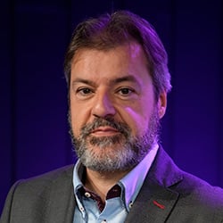 César Valencoso